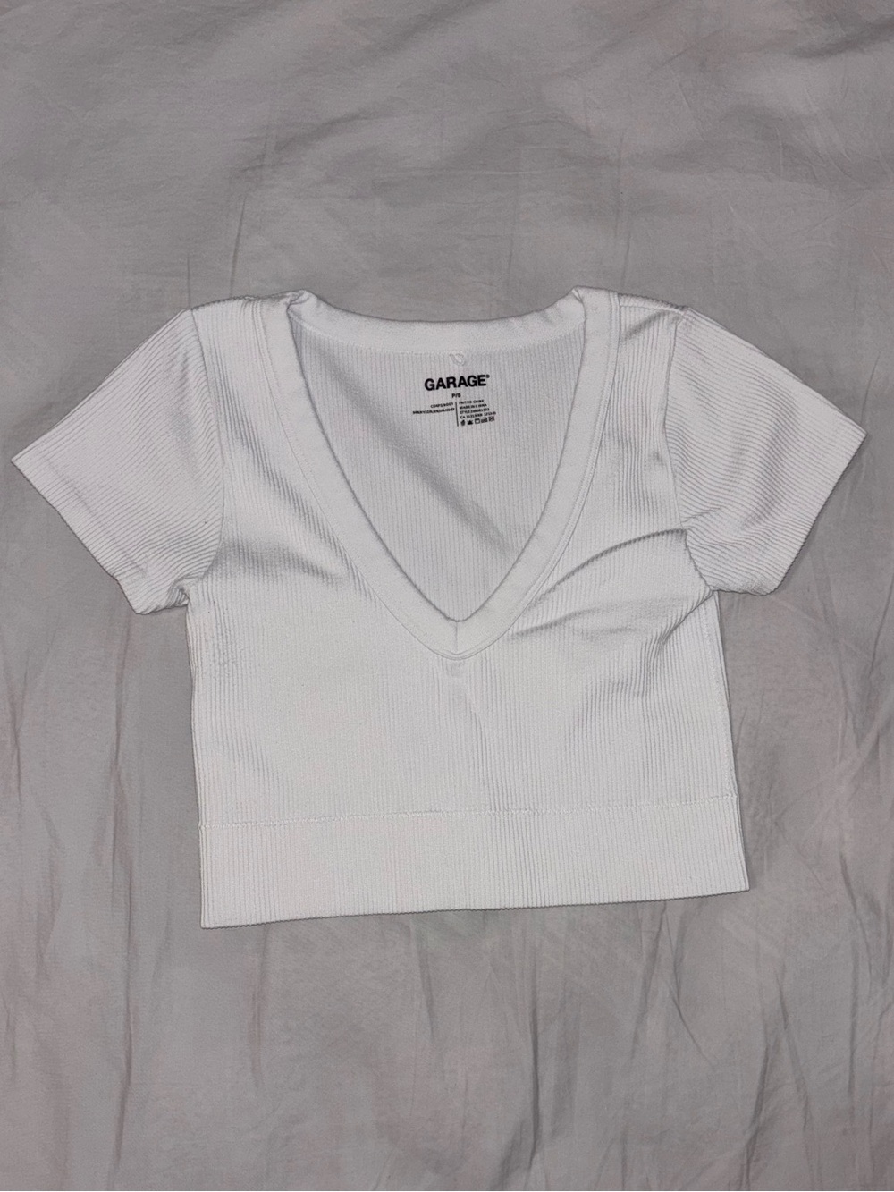 Garage Women’s White Ribbed V-Neck Crop Top